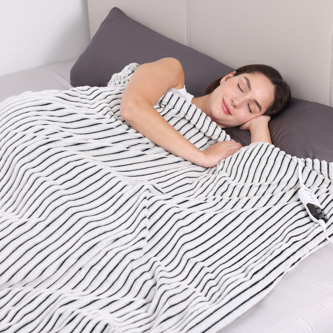Fuzzy Calming Heated Weighted Blanket