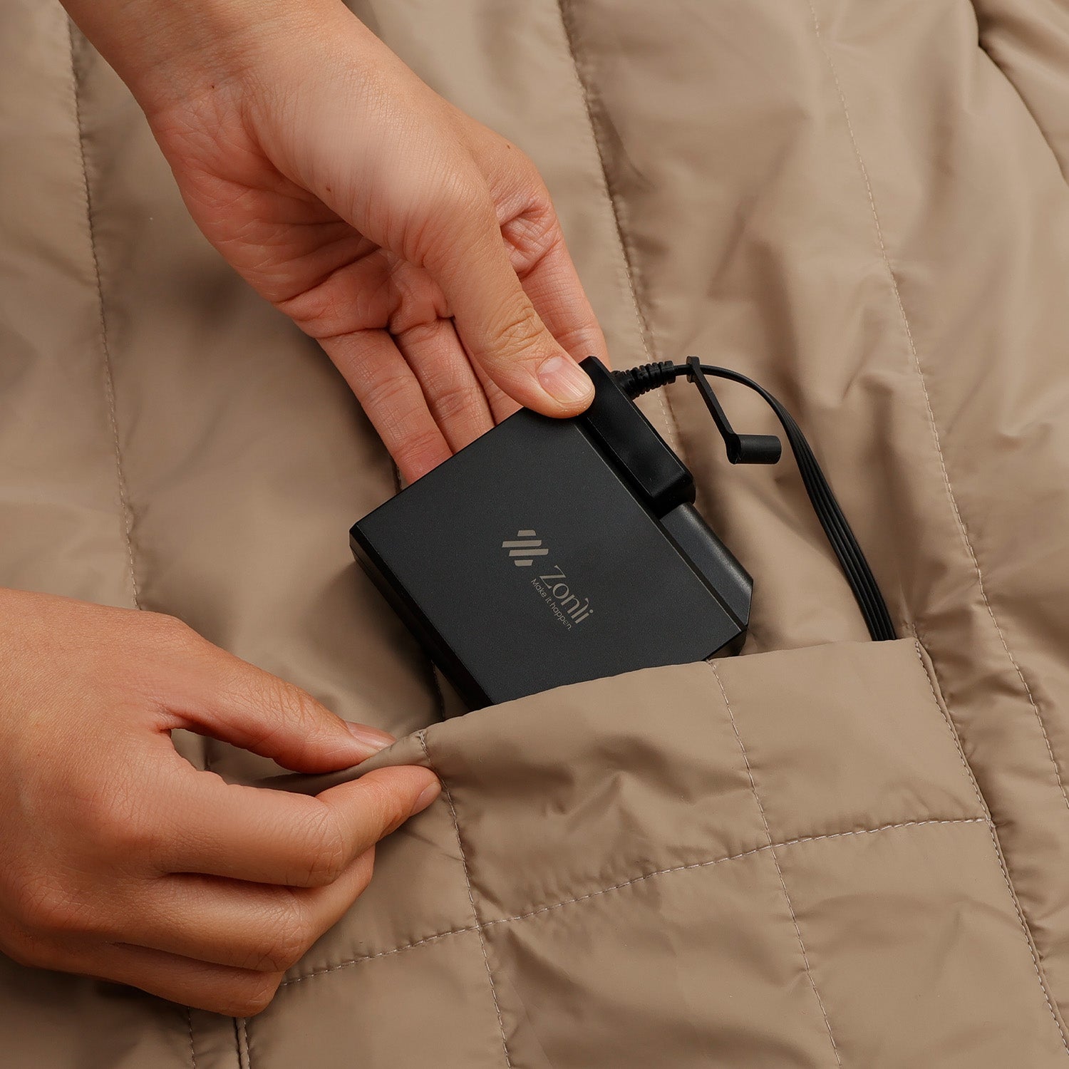 Wearable Battery Operated Heated Blanket- Z-Style 7.4V
